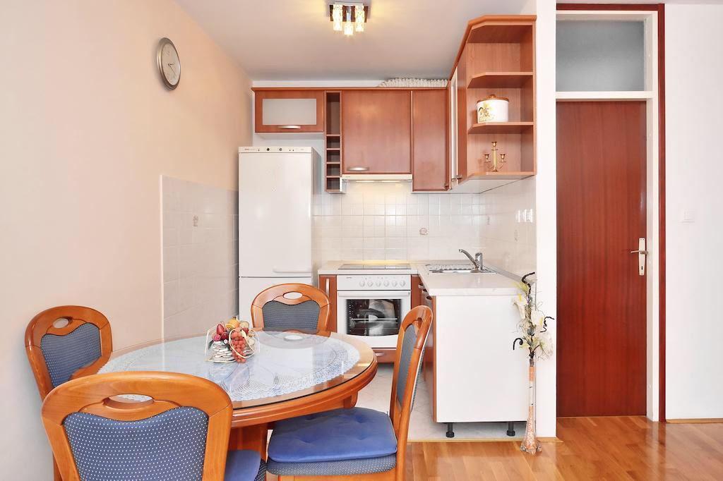 Apartment Good Choice Split Exterior photo
